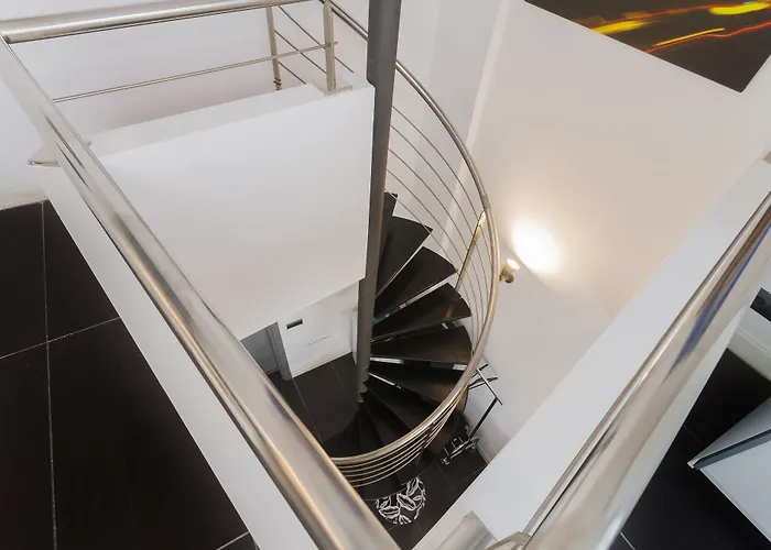 Dobo Rooms - Manoteras I Apartment